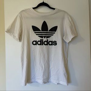 Adidas T-Shirt